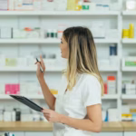 Local pharmacy in Glendale CA providing prescription refills